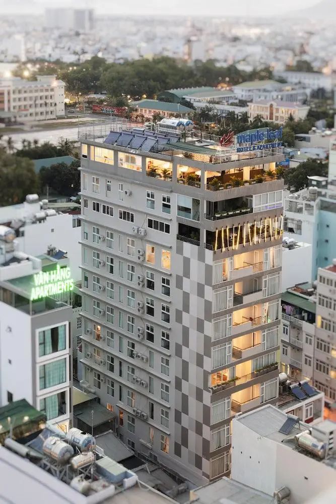 Maple Leaf Hotel & Apartment - Primary image