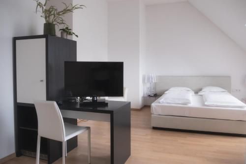 City-Hotel - Facilities - 2