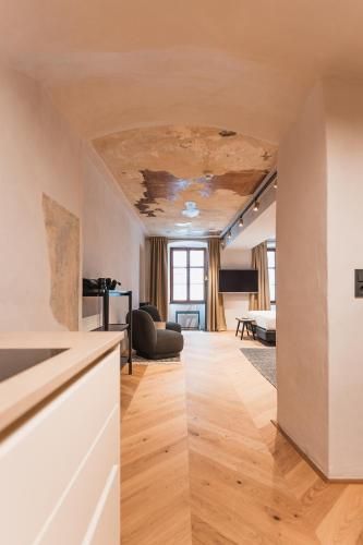 H5 Grauer Bar Studios & More - Facilities - 3