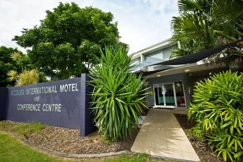 Rocklea International Motel - Exterior view - 2