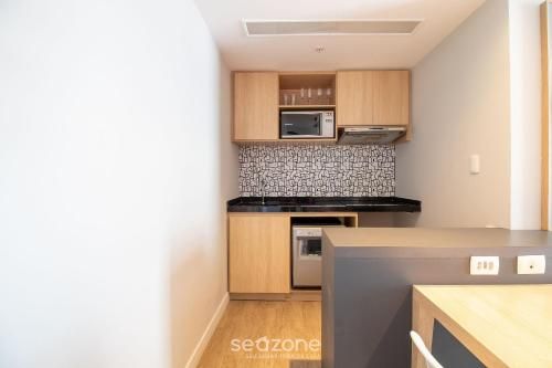 Hospedagem com piscina, sauna e academia no coracao de Salvador - AAP - Kitchen - 1