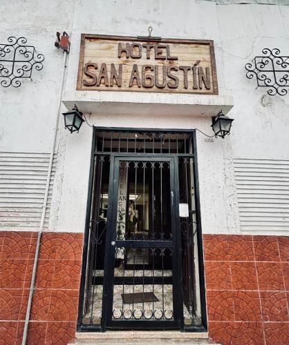 Hotel San Agustin - Entrance