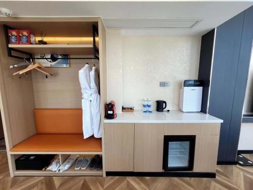 Chongqing Tianlai Yunyun High-altitude River View Hotel (Jiefangbei Raffles City Branch) photo 4