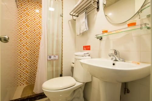 Home Inn Jining Guhuai Road - Bathroom - 3