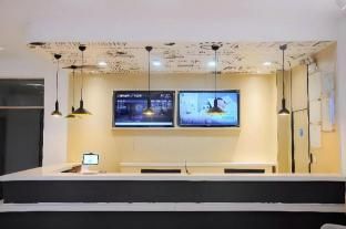 Hanting Hotel Qingdao Jimo Baolong Plaza photo 5
