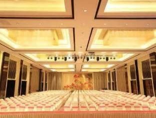 Ramada Yiyang Taojiang main photo