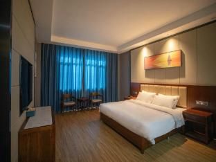 Hanting Hotel Shihezi Railway Station photo 3