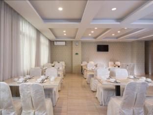 Vienna 3 Best Hotel Dongguan Liaobu Auto City photo 5