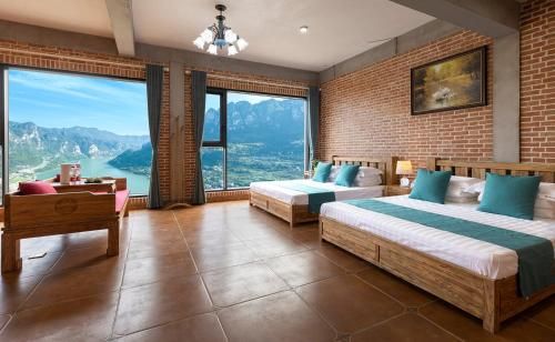 Leisurely River View Inn - Three Gorges Branch photo 2