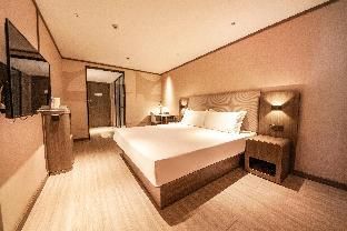 Hanting Hotel Shenyang Medical College Metro Station main photo