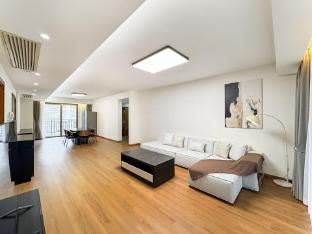 Shanghai Tyms 3Bedrooom 2BA Gubei CBD Near Line10 main photo