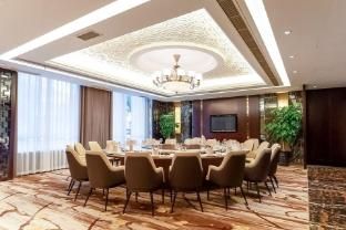 Royal Tulip Hotel Zhujiajiao Shanghai main photo