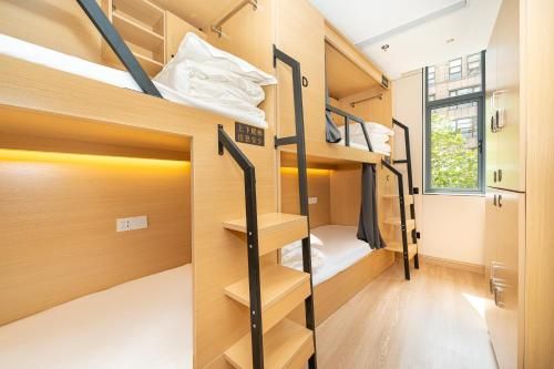 际庭青年旅舍-马当路地铁站店 photo 2