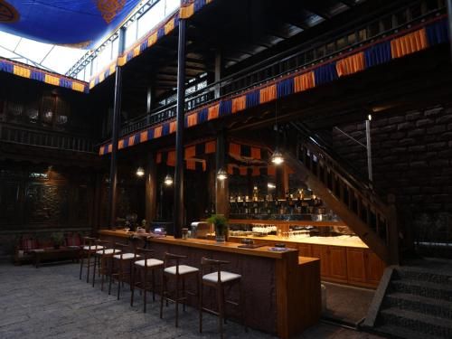 Sangzhu Staycation Kangzhu Luxury Residence ( Dukezong Ancient City, Shangri-La) - Bar/lounge - 1