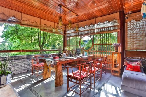 Xiwoo Designer Villa with Exclusive Courtyard & Hot Spring - Balcony/terrace - 3