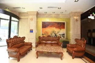 Yitel Zhige - Chengdu Kuanzhai Alley Jinsha Cultural Palace Subway Station photo 5