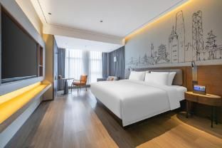 UrCove By Hyatt Wuhan Jiefang Avenue Riverside photo 3