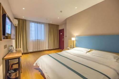 JTOUR Inn Wuhan Wusheng Road Metro CapitaLand Plaza photo 3