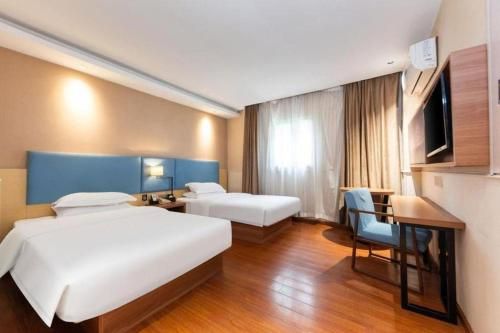 JTOUR Inn Wuhan Wusheng Road Metro CapitaLand Plaza photo 2