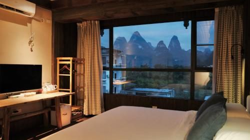 Yangshuo Shui Mo Ju courtyard main photo