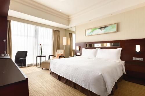 Ramada Plaza Lianyungang photo 2