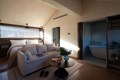 Shuxia · Summer Lijiang Baisha Snow Mountain Scenic Hotel main photo