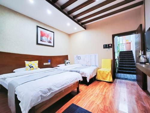 A deer has you INN near by Tianmen Shan--Free pick-up-Aerial Cableway photo 3