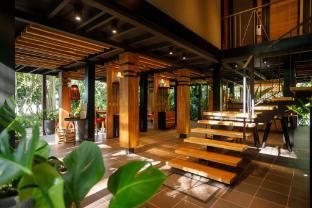 awa Beachfront Hotel photo 4