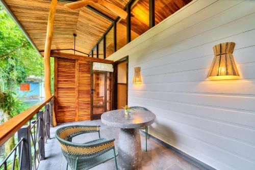 Conga Boutique Hotel - Balcony/terrace - 4