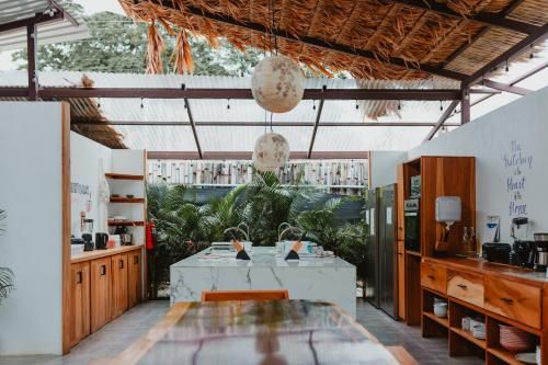 La Tribu Boutique Hostel for Women - Kitchen