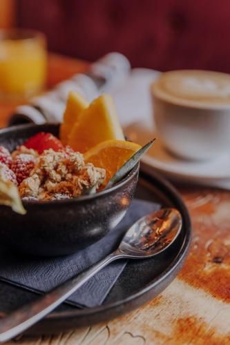 Hotel Lux - Food and beverages - 3