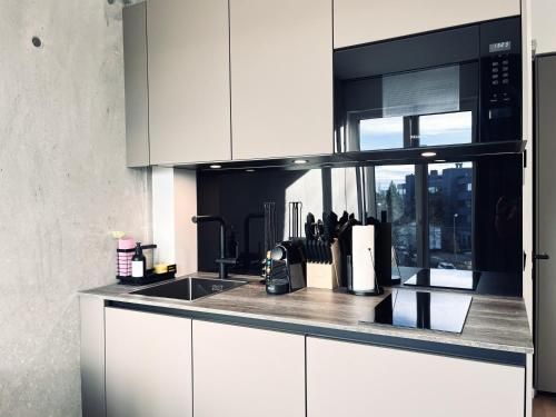 Mikes Apartments Munich - Kitchen - 1