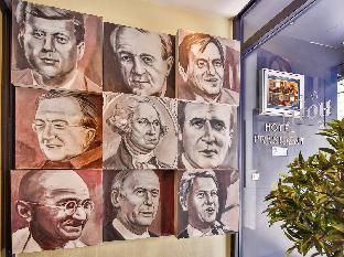 Hotel Praesident - Entrance - 3