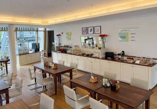 Garner Hotel Munich - Messe by IHG - Food and beverages - 1