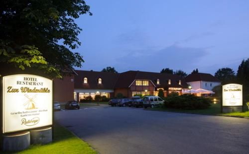 Hotel Zur Windmuhle - Entrance - 4
