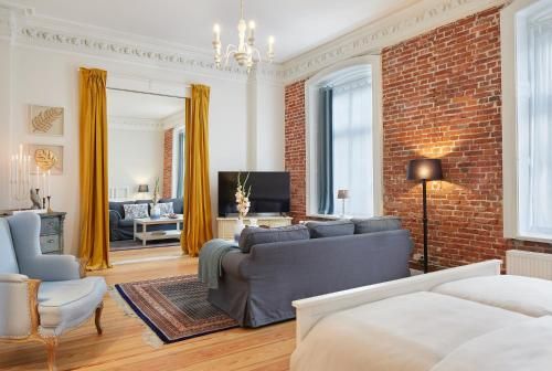 Aparthotel alsterSuite - Shared lounge/TV area - 2