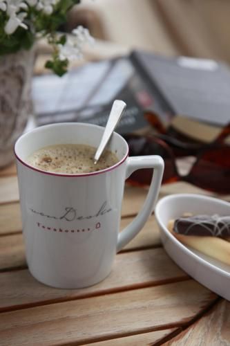 von Deska Townhouses - White House - Food and beverages - 4