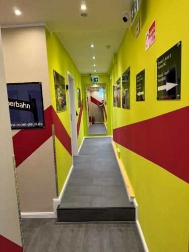 Room Pauli - Entrance - 4