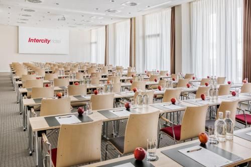 IntercityHotel Hamburg-Barmbek - Banquet hall - 3