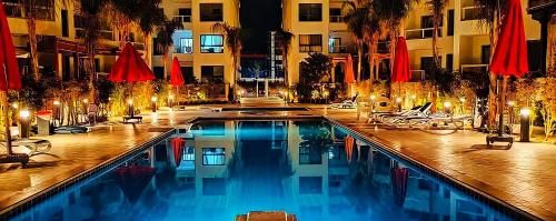 Porto Said شاليه ملكى صف اول بحر بورتو سعيد - Swimming pool - 3