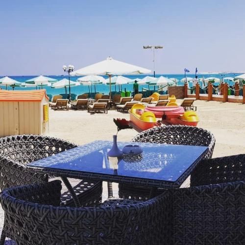 Riviera Beach Chalets photo 3