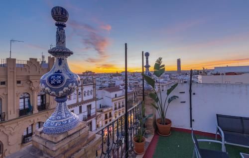 Sevilla deluxe suites - Balcony/terrace - 1