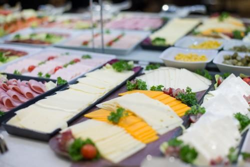 Petit Palace Cliper-Gran Via - Food and beverages - 4