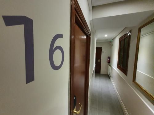 Hostal Plaza D'Ort photo 5