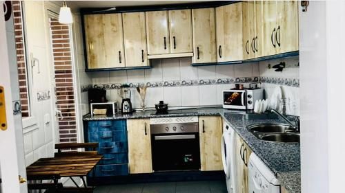 habitacion BARAJAS photo 3