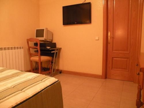 Hostal Benamar - Facilities - 2