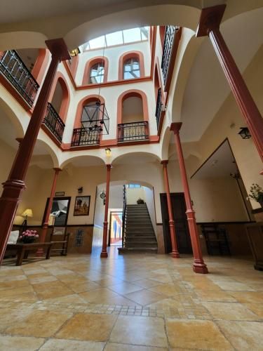 Jayca - Entrance - 1