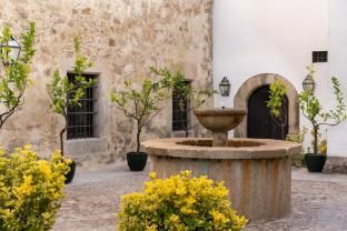 Parador de Trujillo - Entrance