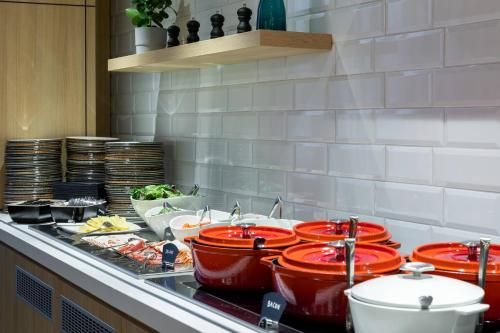 Courtyard by Marriott Tampere City - Food and beverages - 2