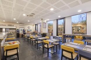 Appart'hôtel Odalys City - Lyon Centre Confluence - Food and beverages - 4